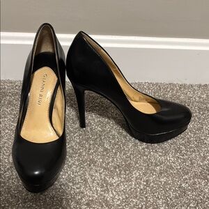 Gianni Bini Black Platform Stiletto Heels